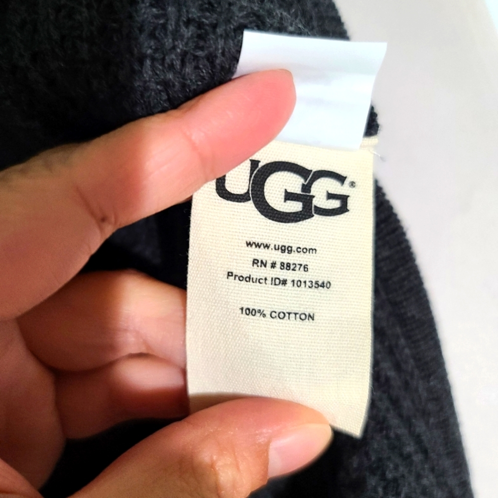 UGG Selby Turtleneck Chunky Knit Charcoal Gray Sweater - Picture 9 of 15